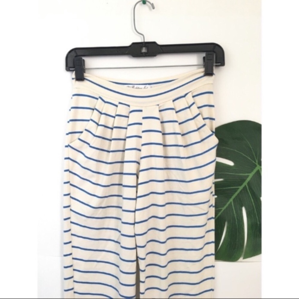 Fighting Eel Brand XS Striped Capri Knit Pants